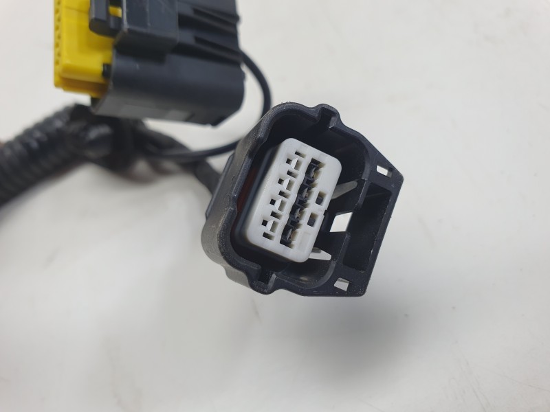 Recambio de modulo electronico para renault captur e-tech hybrid referencia OEM IAM  8201708836 