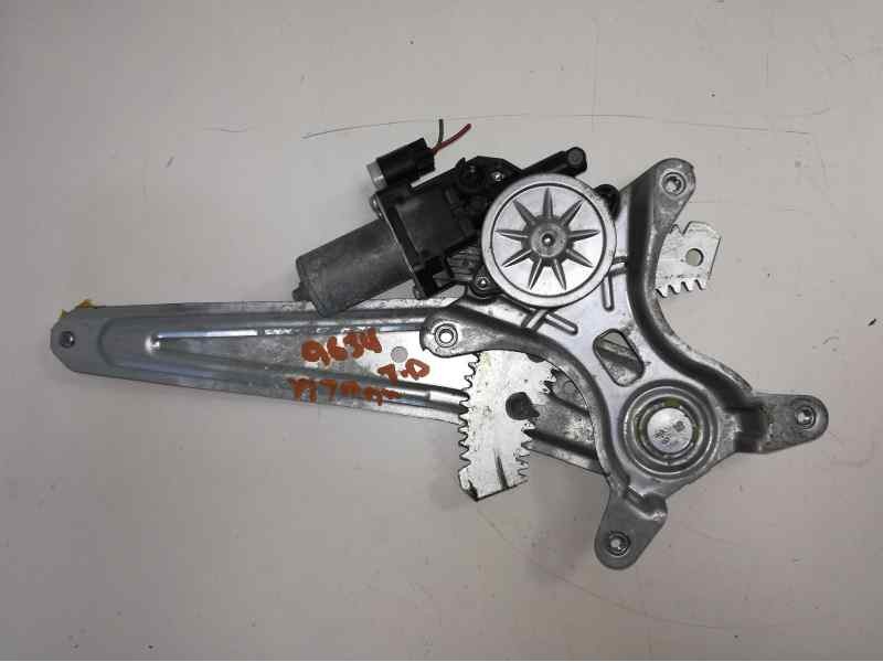 Recambio de elevalunas trasero derecho para suzuki vitara 1.6 ddis comfort 4x4 referencia OEM IAM 8353061M00  