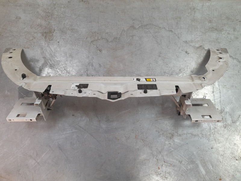 Recambio de travesaño superior para land rover evoque hse dynamic referencia OEM IAM   