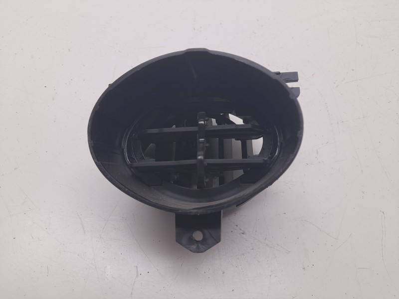 Recambio de aireador izquierdo para ds ds 3 / ds 3 crossback (ur_, uc_, uj_) 1.2 puretech 130 referencia OEM IAM 9821248680  