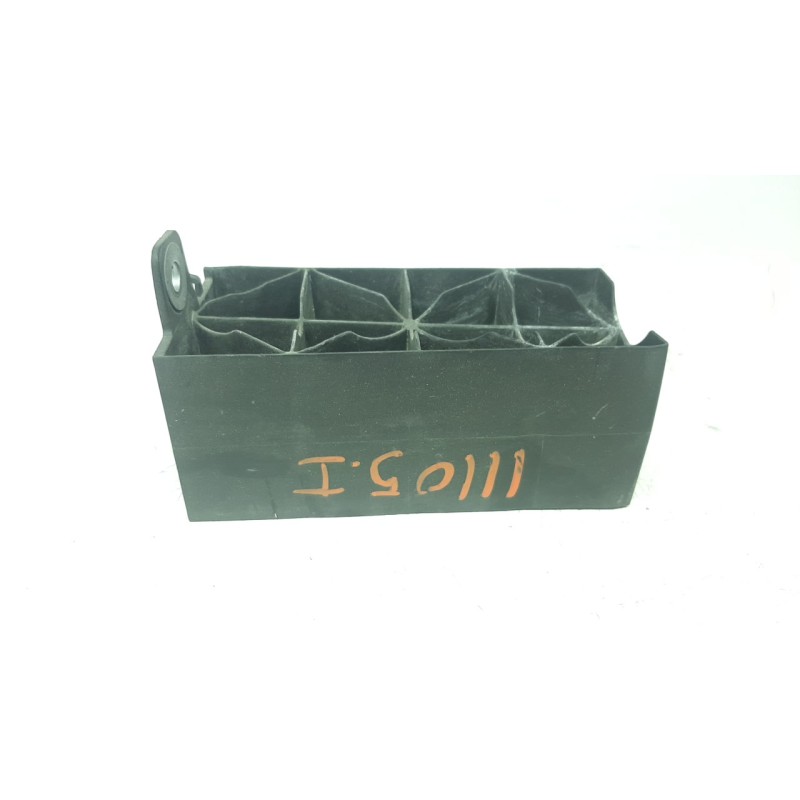 Recambio de moldura para renault megane iv berlina 5p 1.5 blue dci diesel fap referencia OEM IAM 620933842R  