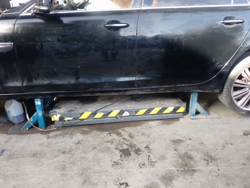 Recambio de estribos laterales para jaguar xj (x351) 3.0 sdv6 referencia OEM IAM   