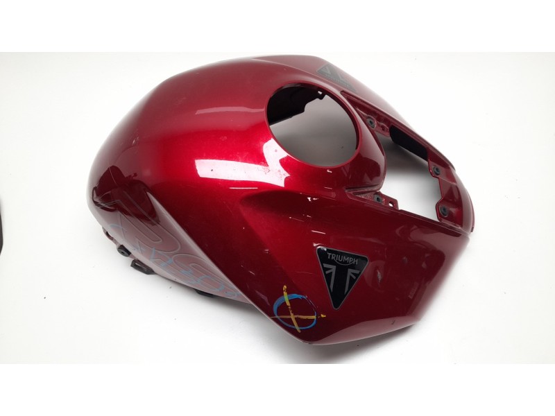 Recambio de moldura para triumph street triple 765 rs street triple 765 rs referencia OEM IAM 2311490CU  