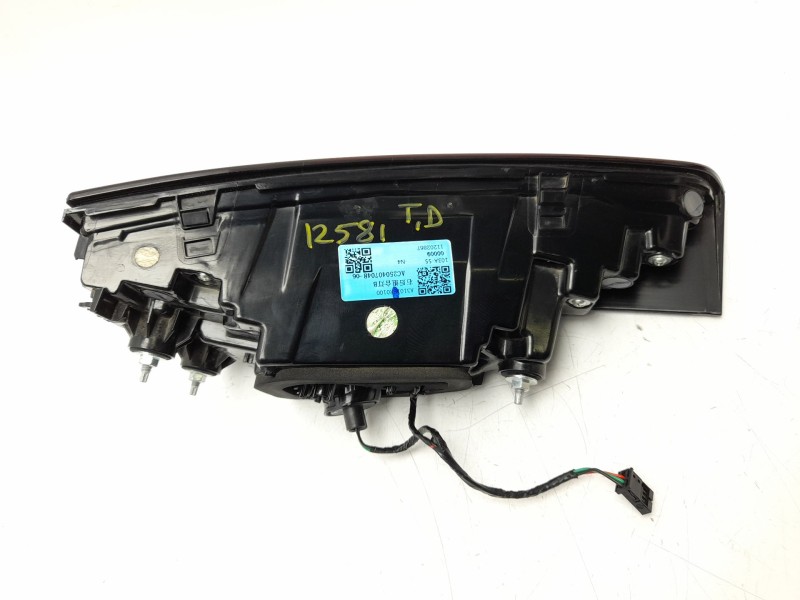 Recambio de piloto trasero derecho interior para mg 3 referencia OEM IAM  11202867 