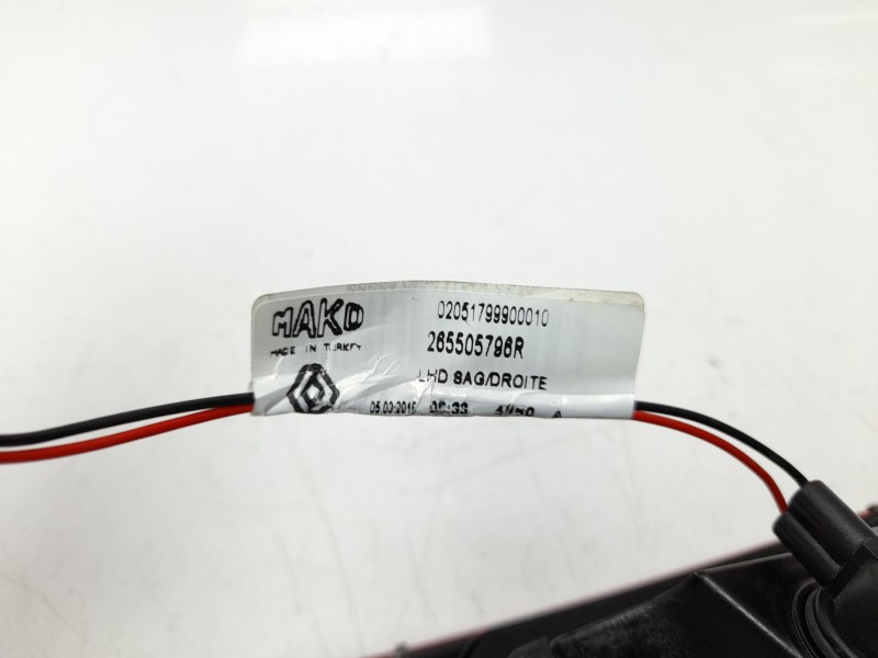 Recambio de piloto trasero derecho interior para renault clio iv (bh_) 0.9 tce 90 referencia OEM IAM  265505796R 104LLI211/55010