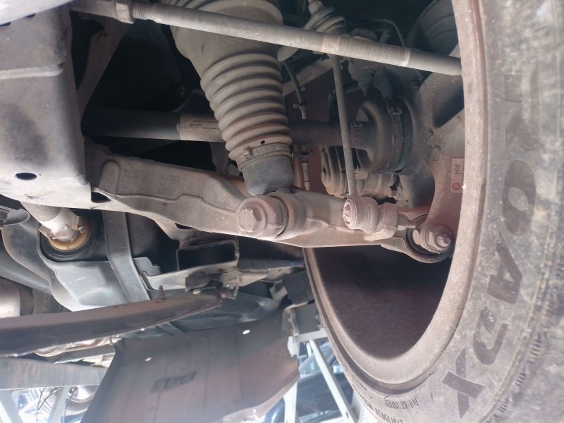 Recambio de brazo suspension inferior trasero derecho para jaguar xj (x351) 3.0 sdv6 referencia OEM IAM   