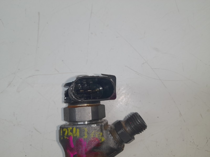 Recambio de inyector para audi q3 sportback (f3n) 35 tdi referencia OEM IAM 05L130277Q 05L130277Q 