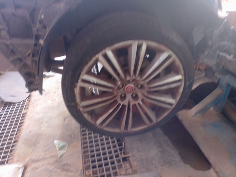 Recambio de llanta para jaguar xj (x351) 3.0 sdv6 referencia OEM IAM   
