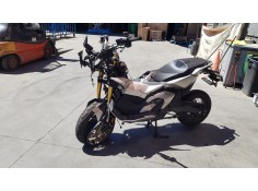 honda x-adv del año 2022 2