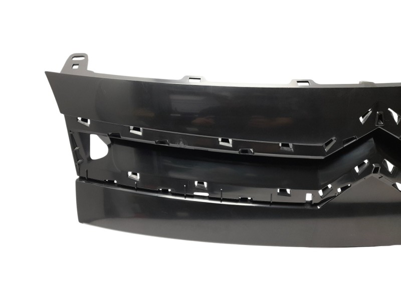 Recambio de rejilla delantera para citroën berlingo cuadro referencia OEM IAM 7804S9 7804S9 107073705/5021540/CI9182011