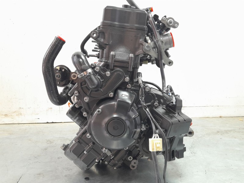 Recambio de motor completo para yamaha mt mt-09 (rn83) referencia OEM IAM  N718E 