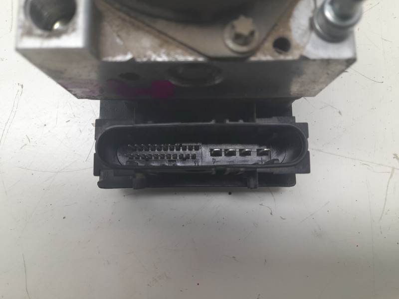 Recambio de abs para opel corsa d 1.4 16v referencia OEM IAM 0265800422  
