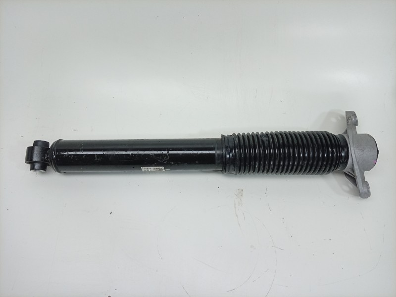 Recambio de amortiguador trasero derecho para kia ev9 100 gt-line awd referencia OEM IAM 54651DO120 55367DO100 