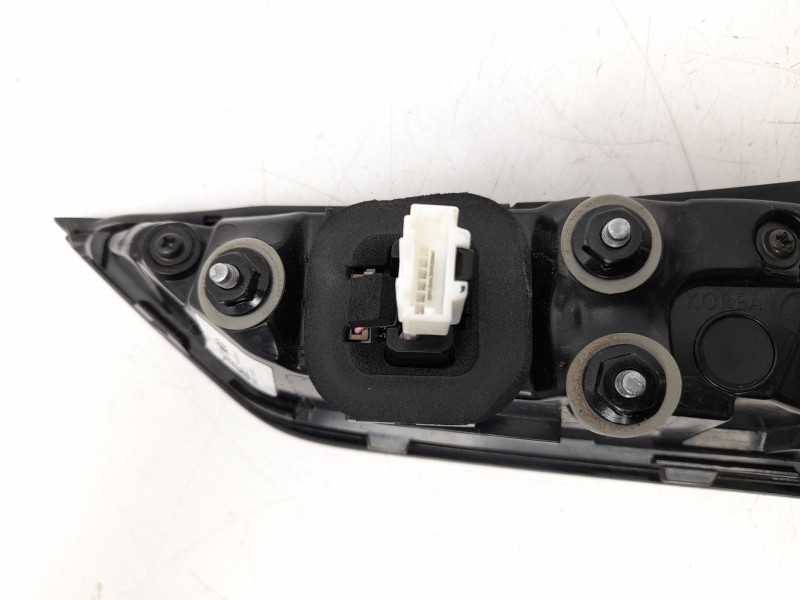Recambio de piloto trasero izquierdo interior para kia ev9 100 gt-line awd referencia OEM IAM  92403DO000 