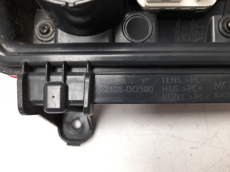 Recambio de faro antiniebla trasero derecho para kia ev9 100 gt-line awd referencia OEM IAM 92406DO300  