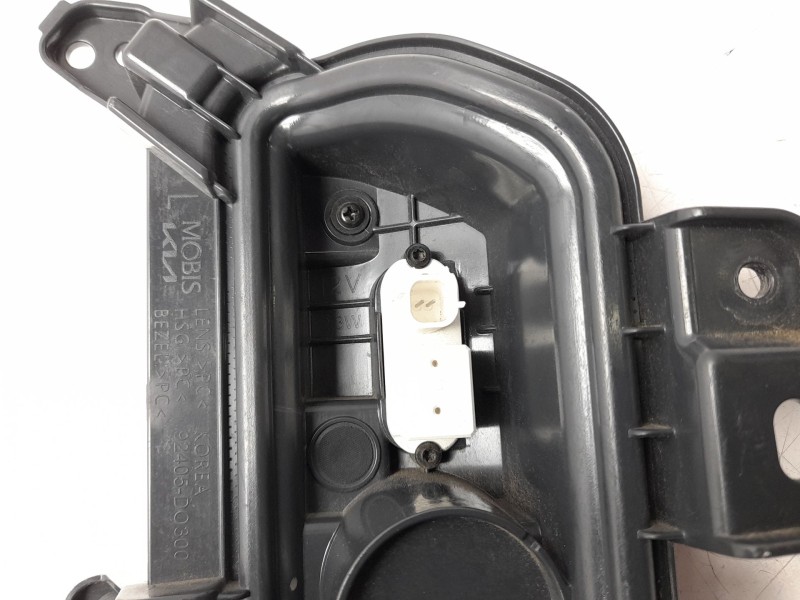 Recambio de faro antiniebla trasero izquierdo para kia ev9 100 gt-line awd referencia OEM IAM 92405DO300  