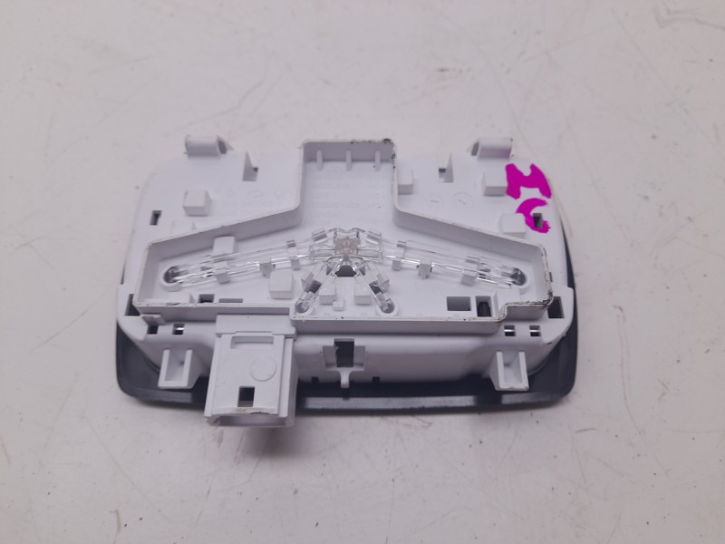 Recambio de luz interior para renault captur e-tech hybrid referencia OEM IAM  264304001R 