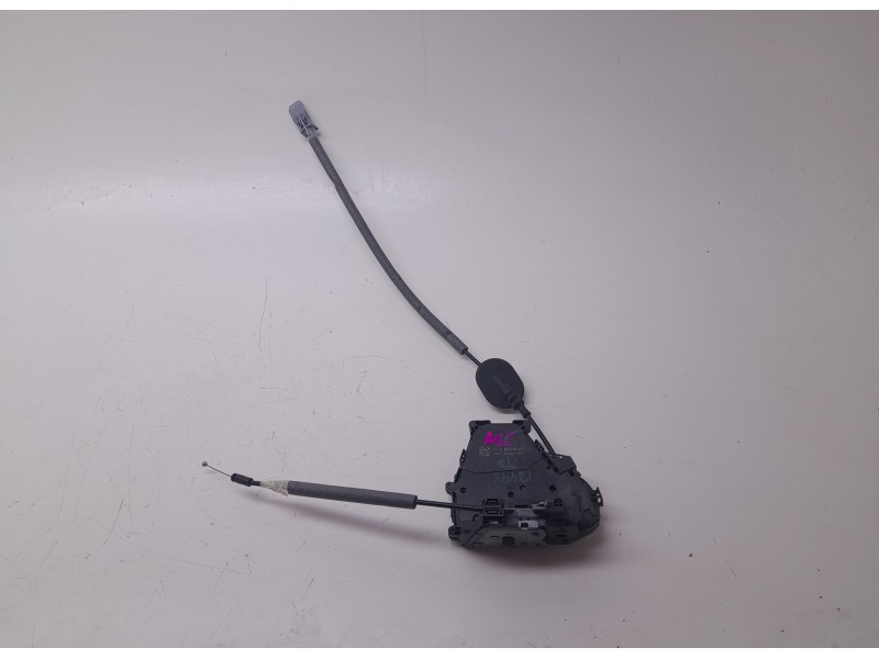 Recambio de cerradura puerta trasera derecha para renault captur e-tech hybrid referencia OEM IAM  825021122R 