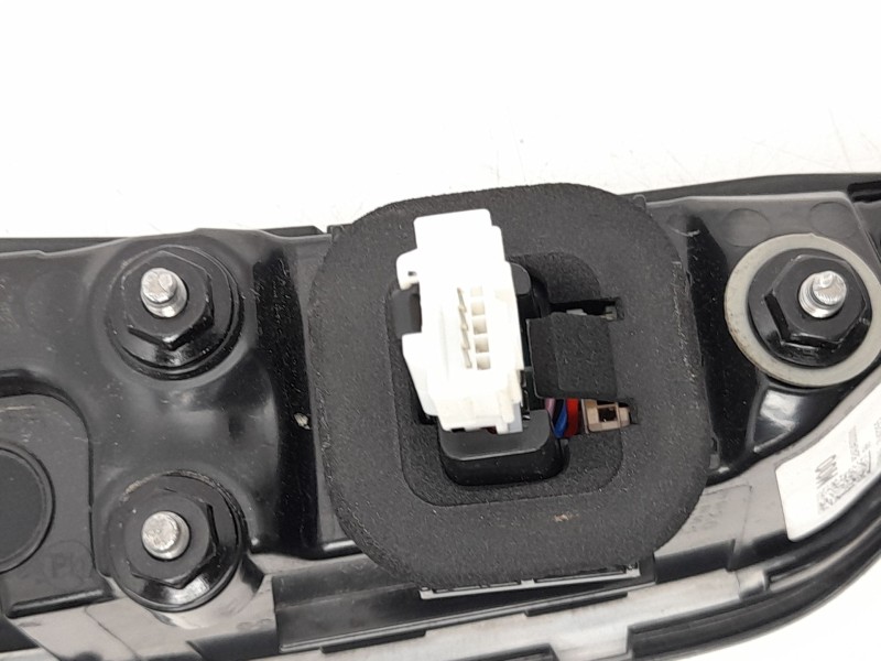 Recambio de piloto trasero derecho interior para kia ev9 100 gt-line awd referencia OEM IAM  92404DO000 