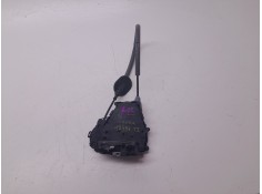CERRADURA PUERTA TRASERA IZQUIERDA 825031538R 