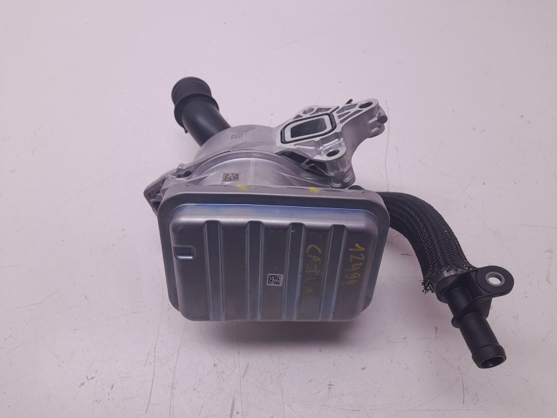 Recambio de bomba agua para renault captur e-tech hybrid referencia OEM IAM  210100689R 