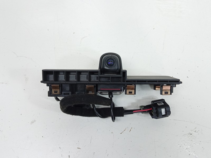 Recambio de camara vision trasera para kia ev9 100 gt-line awd referencia OEM IAM  99240DO000 