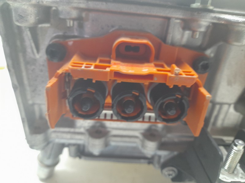 Recambio de inversor para renault captur e-tech hybrid referencia OEM IAM  291A18122R 