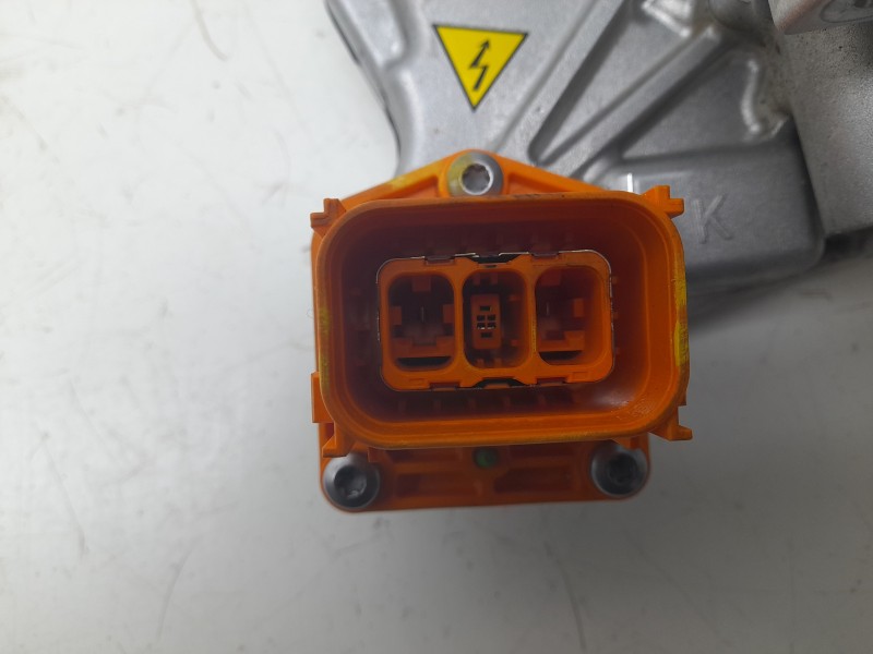 Recambio de compresor aire acondicionado para renault captur e-tech hybrid referencia OEM IAM T578808 926006373R 