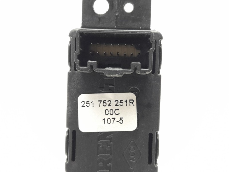 Recambio de palanca freno para renault captur e-tech hybrid referencia OEM IAM 251752251R  