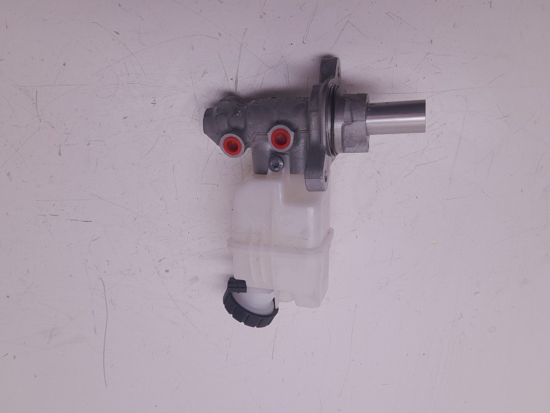 Recambio de bomba freno para renault captur e-tech hybrid referencia OEM IAM  460118441R 
