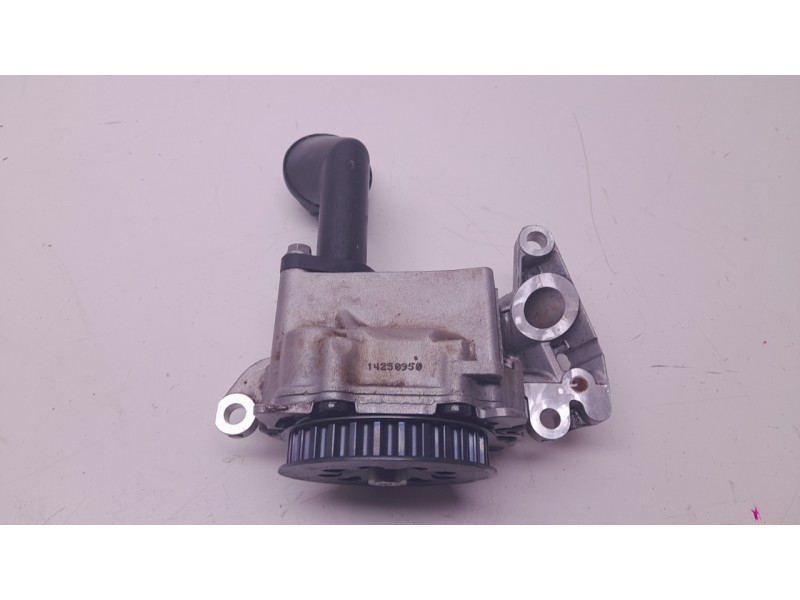 Recambio de bomba aceite para audi q3 sportback (f3n) 35 tdi referencia OEM IAM 05L115V01 05L115V01 