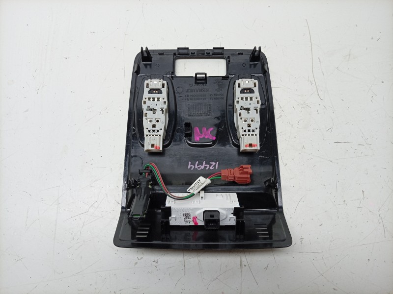 Recambio de luz interior para renault captur e-tech hybrid referencia OEM IAM  969803518R 