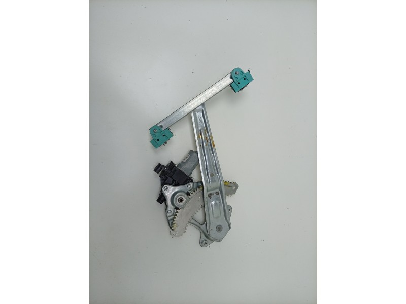 Recambio de elevalunas trasero derecho para nissan juke (f16_) 1.6 hybrid referencia OEM IAM 827201KA1C 827201KA1C 