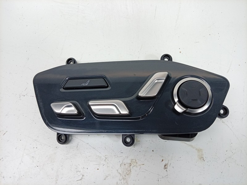 Recambio de mando asiento delantero izquierdo para kia ev9 100 gt-line awd referencia OEM IAM 88070DO210  