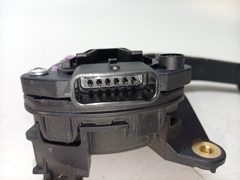 Recambio de potenciometro pedal para renault captur e-tech hybrid referencia OEM IAM  180100879R 