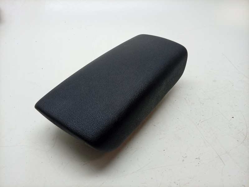 Recambio de apoyabrazos central para renault captur e-tech hybrid referencia OEM IAM  969201051R 