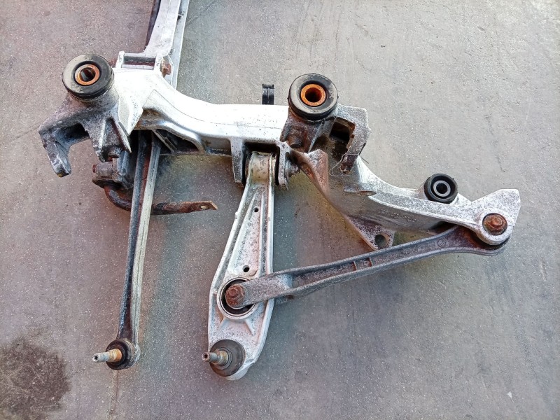 Recambio de puente trasero para porsche 911 descapotable (996) 3.4 carrera 4 referencia OEM IAM   