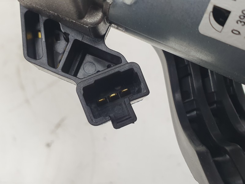 Recambio de motor limpia trasero para kia ev9 100 gt-line awd referencia OEM IAM  98700DO000 