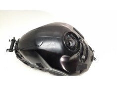 Recambio de deposito combustible para triumph street triple 765 rs street triple 765 rs referencia OEM IAM T2407560 T2407560 