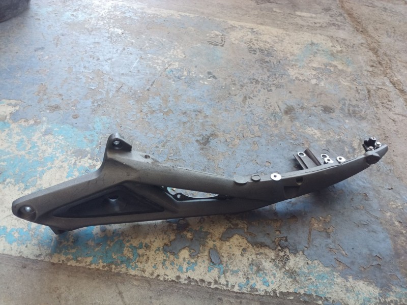 Recambio de subchasis trasero para triumph street triple 765 rs street triple 765 rs referencia OEM IAM  T2079466MS 