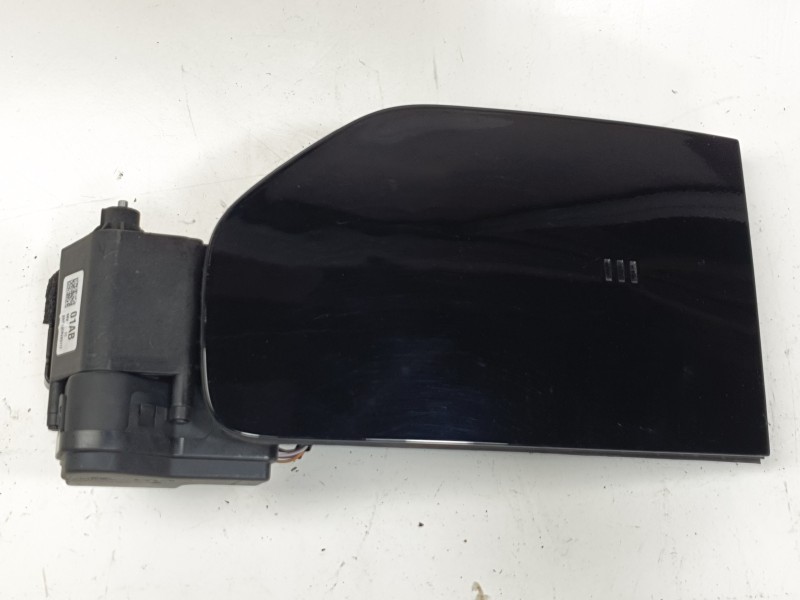 Recambio de tapa exterior combustible para kia ev9 100 gt-line awd referencia OEM IAM   