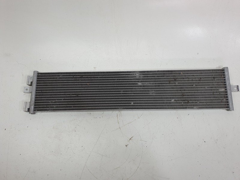 Recambio de radiador aceite para kia ev9 100 gt-line awd referencia OEM IAM  97661KL000 