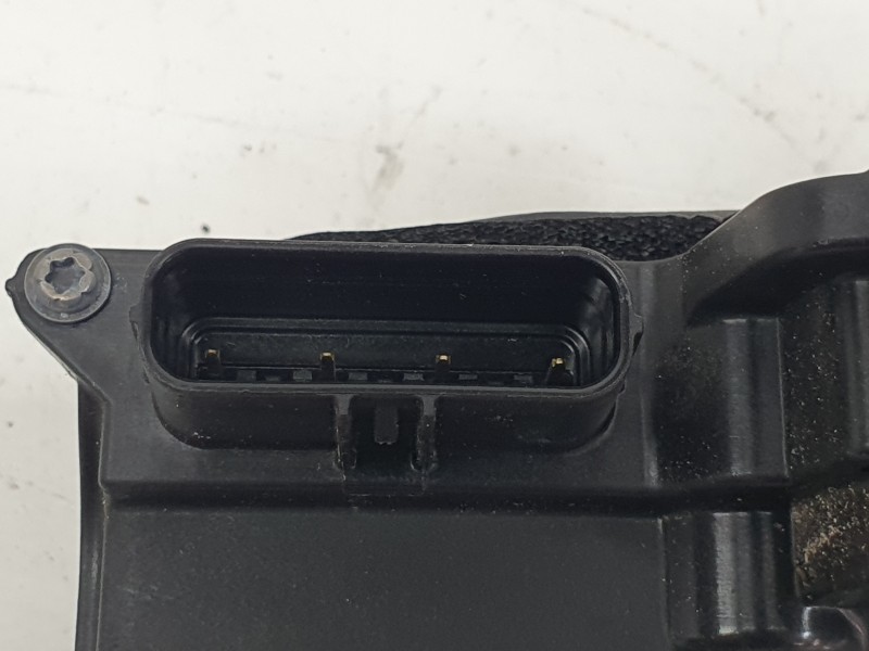 Recambio de cerradura puerta delantera derecha para omoda 5 1.6 referencia OEM IAM  554001266AA 