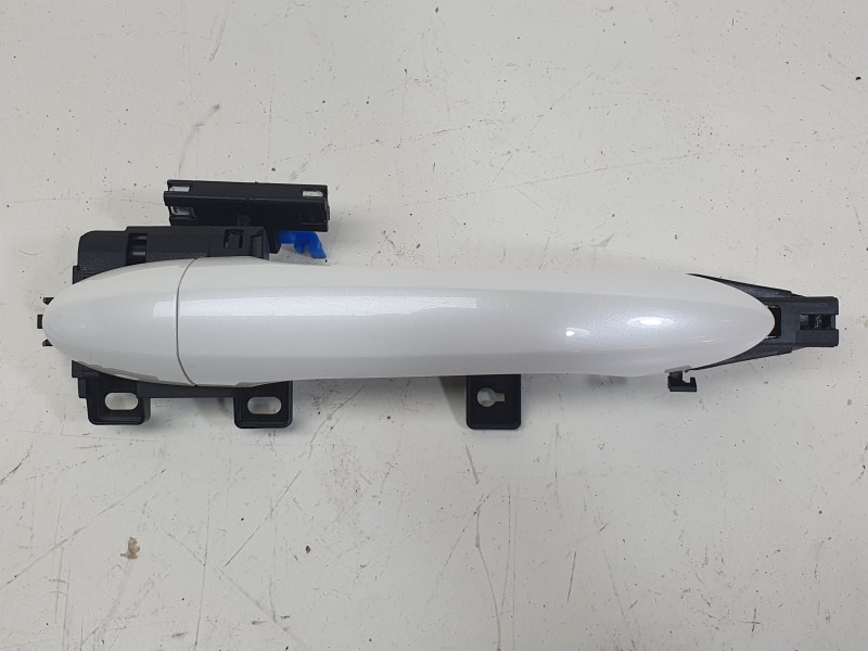 Recambio de maneta exterior delantera derecha para omoda 5 1.6 referencia OEM IAM  403004384AADQJ 