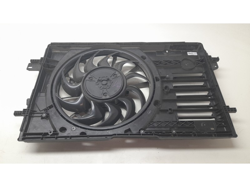 Recambio de electroventilador para renault captur e-tech hybrid referencia OEM IAM 013070743K 214814206R 