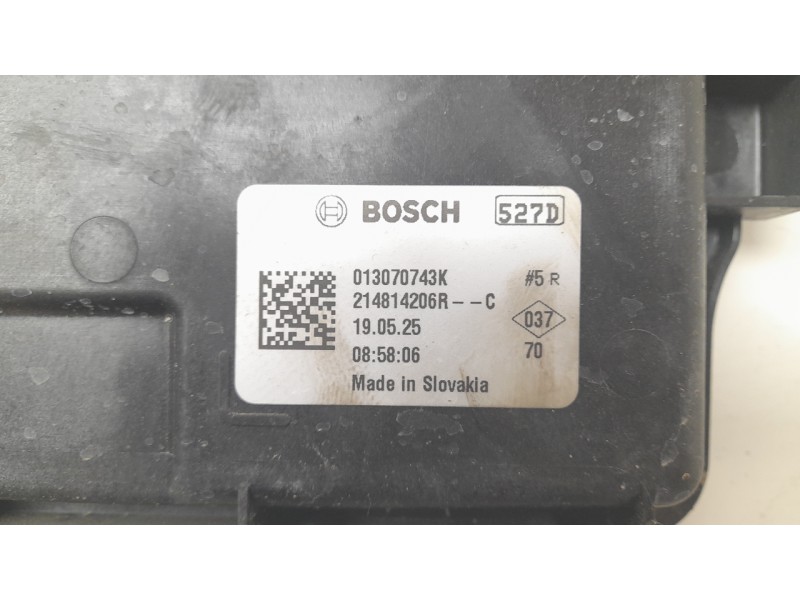 Recambio de electroventilador para renault captur e-tech hybrid referencia OEM IAM 013070743K 214814206R 