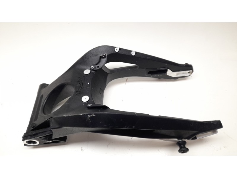 Recambio de basculante para triumph street triple 765 rs street triple 765 rs referencia OEM IAM T2050274 T2050274 