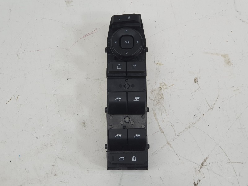 Recambio de mando elevalunas delantero izquierdo para kia ev9 100 gt-line awd referencia OEM IAM  93571DO010DFS 