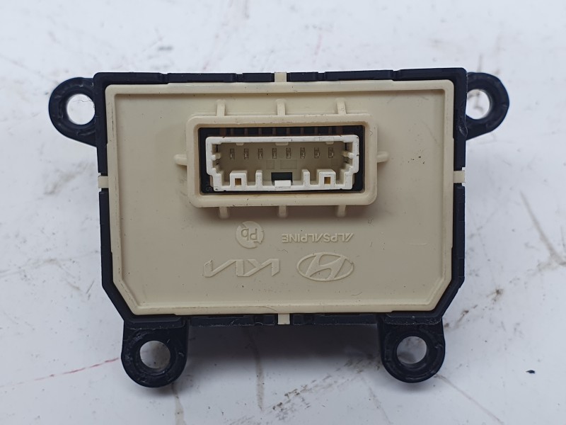 Recambio de mando volumen para kia ev9 100 gt-line awd referencia OEM IAM  96544DO000 