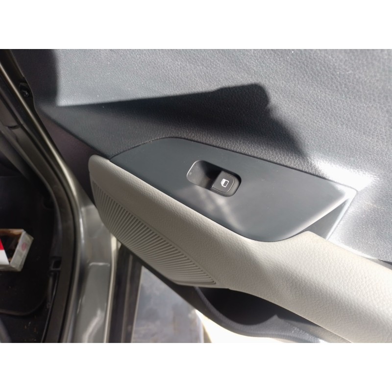 Recambio de mando elevalunas trasero derecho para kia stonic (yb) 1.0 t-gdi eco-dynamics+ referencia OEM IAM   